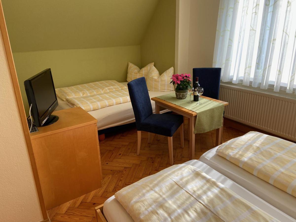 Hotel Goldener Löwe Günzburg Exteriör bild