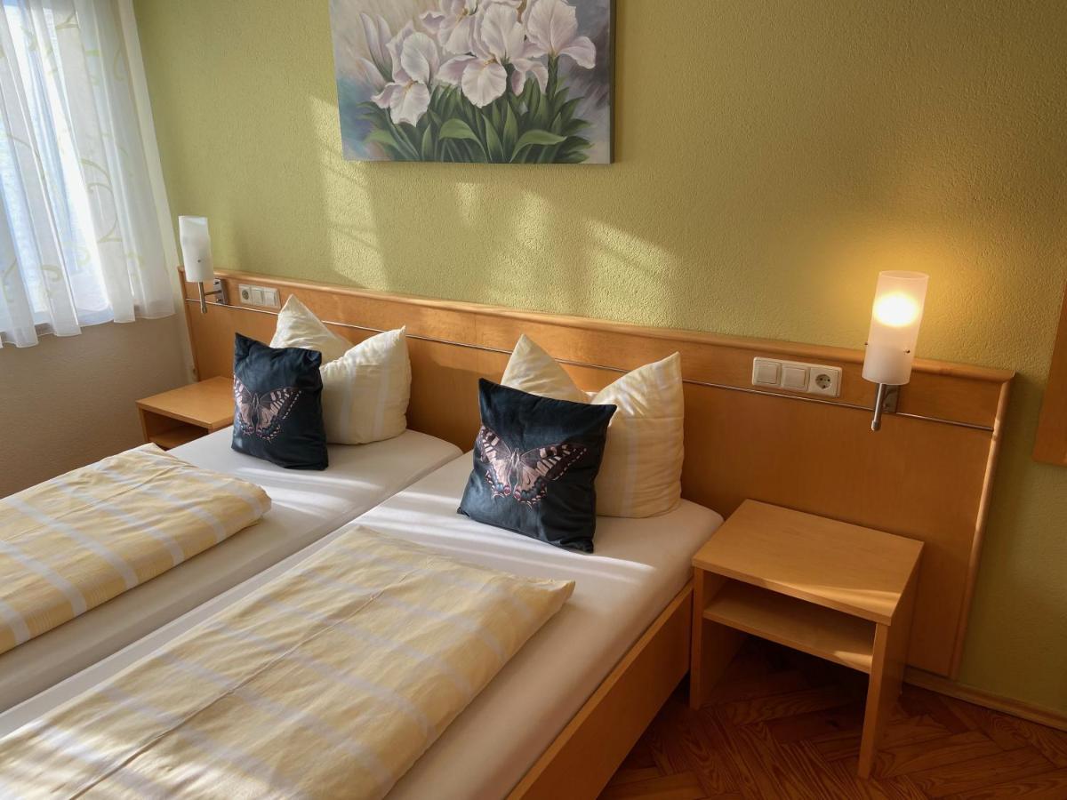 Hotel Goldener Löwe Günzburg Exteriör bild