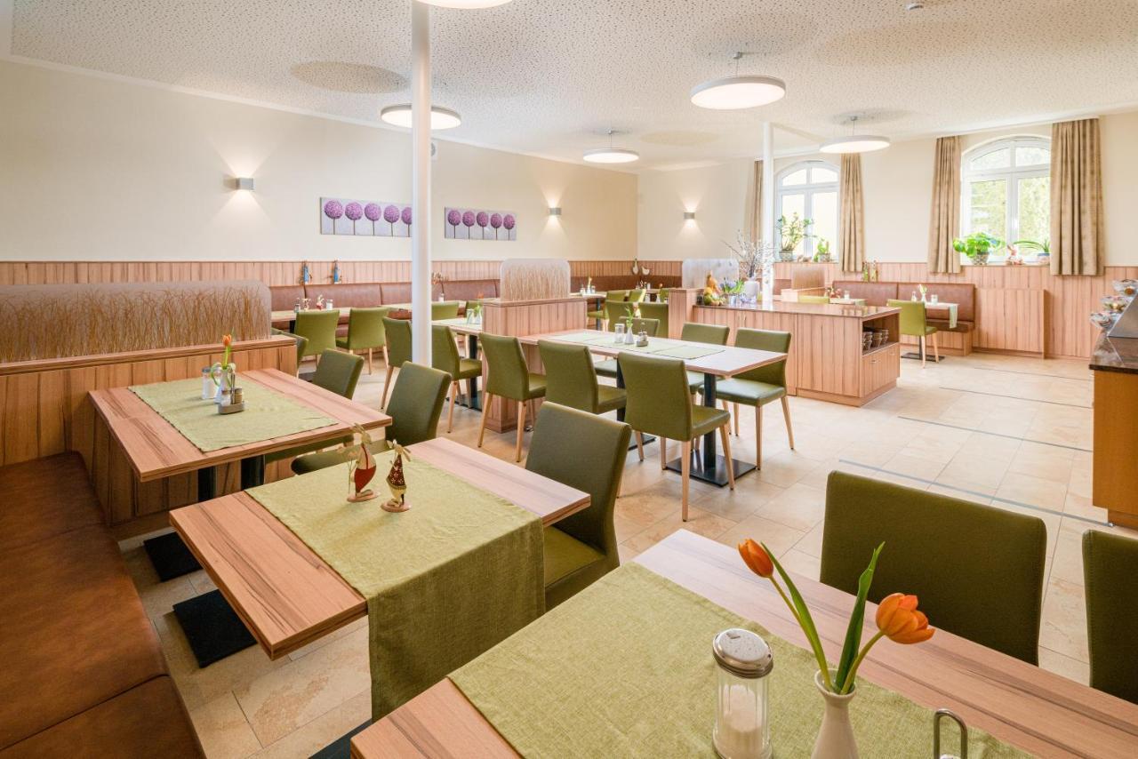 Hotel Goldener Löwe Günzburg Exteriör bild