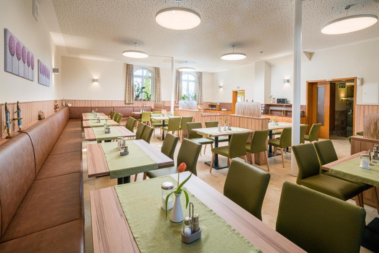 Hotel Goldener Löwe Günzburg Exteriör bild